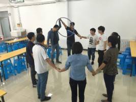 百盈体育_百盈（中国）关怀 | 金秋九月百盈体育_百盈（中国）生日会