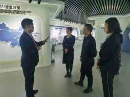 天津市政务服务办副主任王凤一行莅临百盈体育_百盈（中国）科技调研